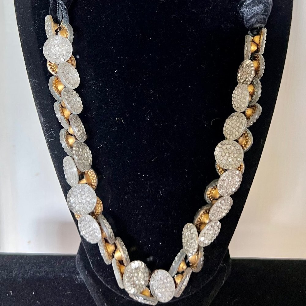 𝅺velvet Necklace with Sparkly Buttons